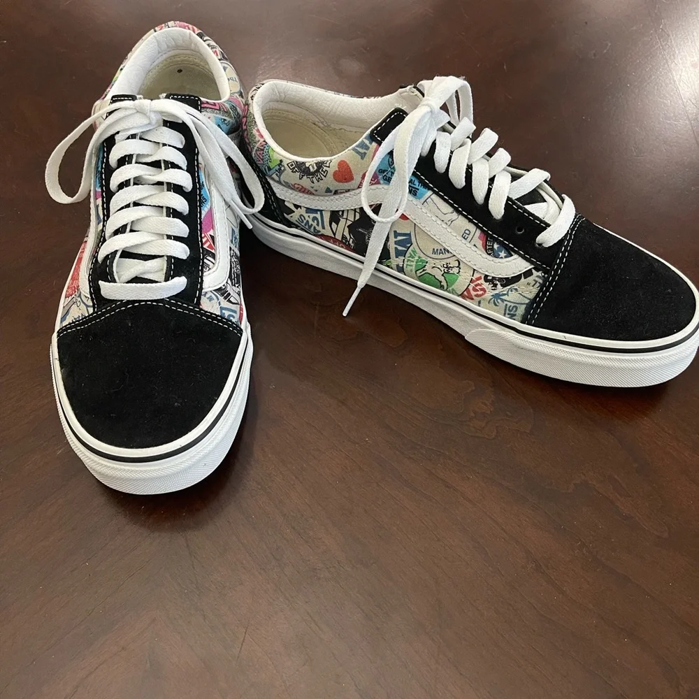 VANS Women’s Size 9 1/2 Black and White Graphic Sneakers - Picture 7 of 8